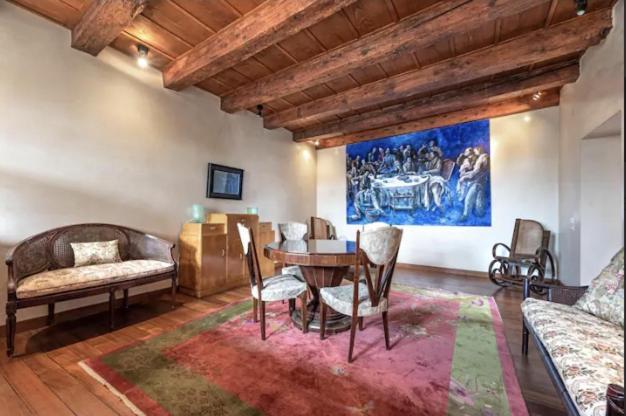 En San Polo Apartment